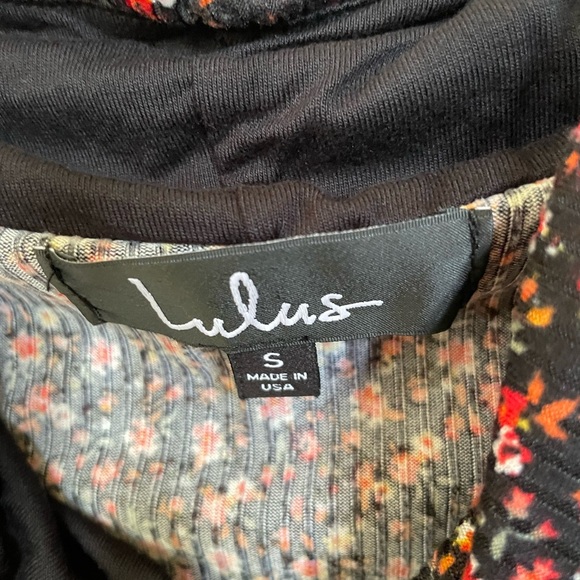 Lulu's Floral Bodysuit - new sweetheart style neckline - Picture 9 of 9